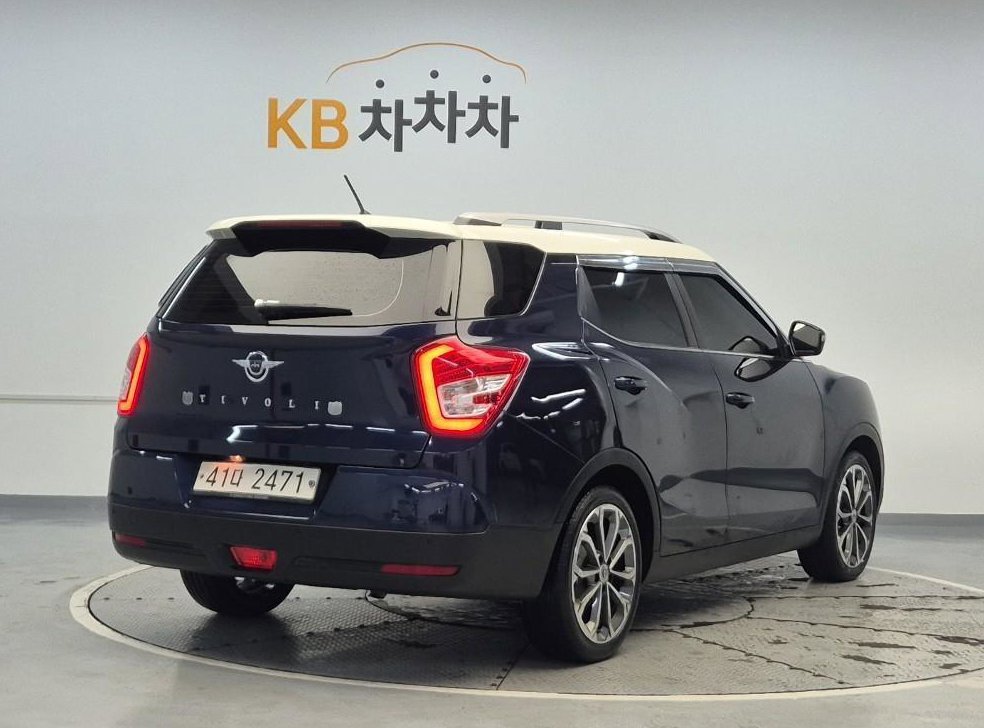KG모빌리티(쌍용)  티볼리 2WD 가솔린 1.6 RX 사진 3