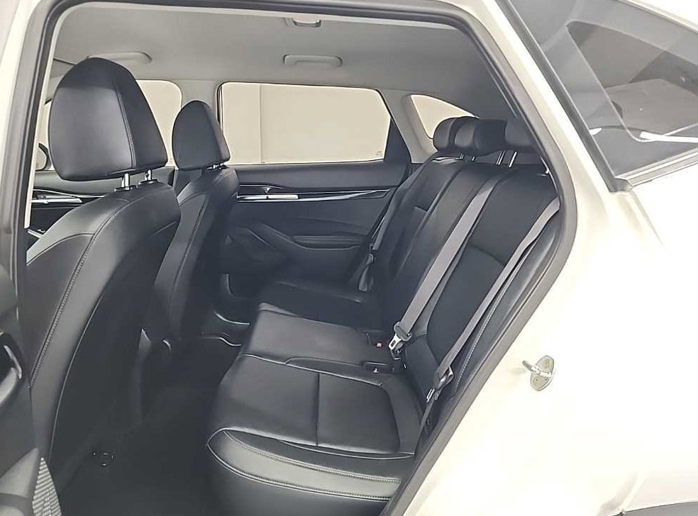 기아 셀토스 가솔린 1.6 터보 2WD 사진 12