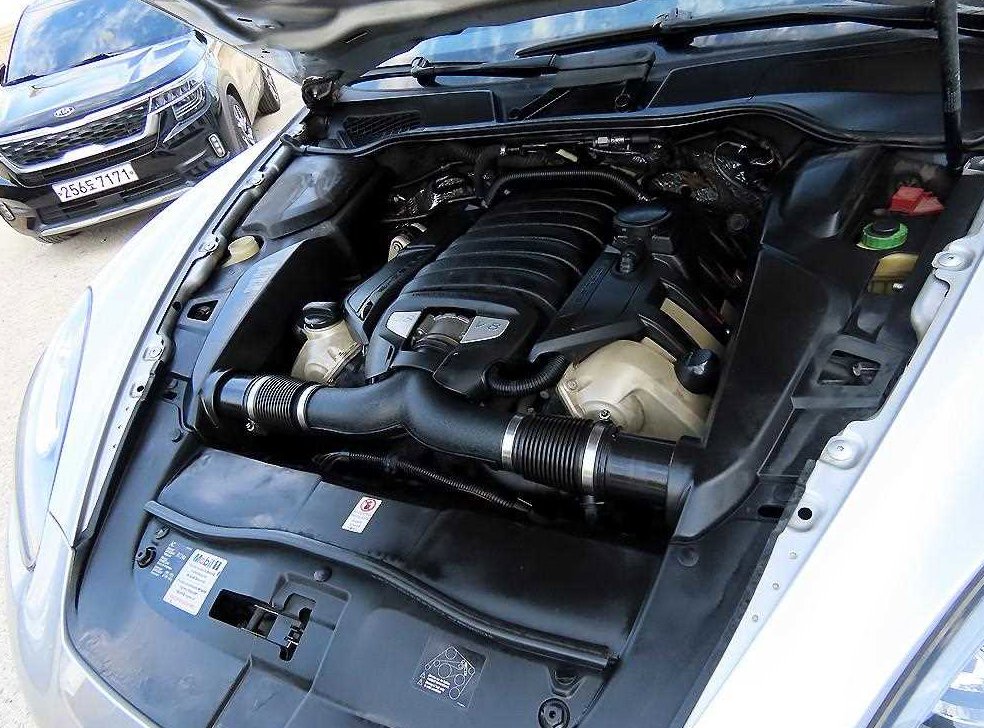 포르쉐 카이엔 4.8 S 사진 19