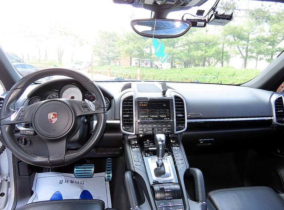 포르쉐 카이엔 4.8 S 사진 7