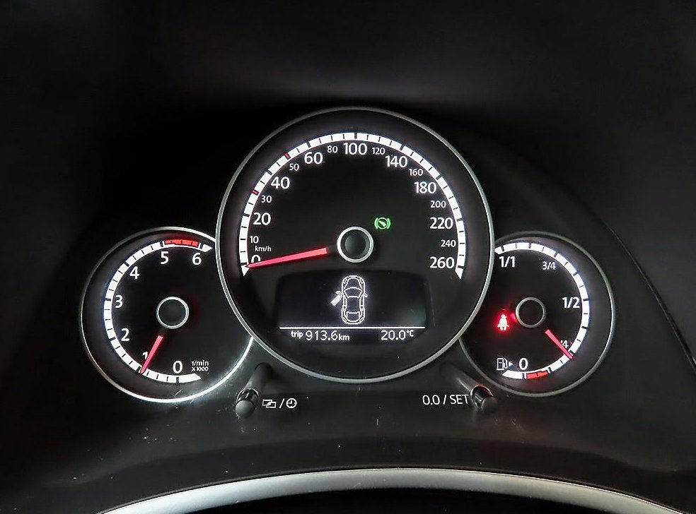 폭스바겐 비틀 2.0 TDI 사진 8