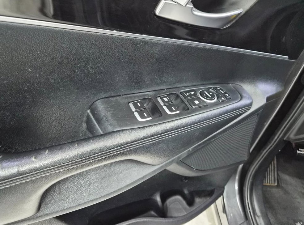 기아 쏘렌토 디젤 2WD 2.0 프레스티지 사진 12