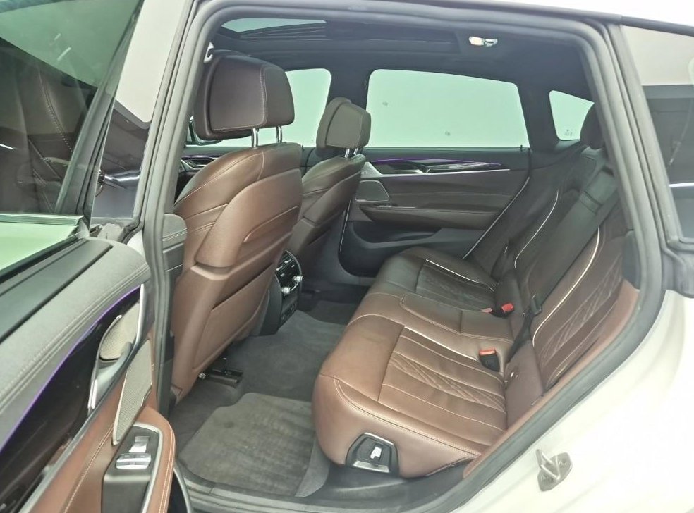 BMW 그란투리스모 630i xDrive M 스포츠 사진 12