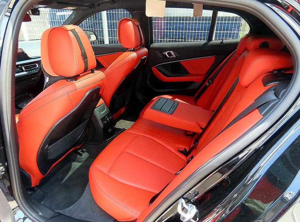 BMW 1시리즈 120i M 스포츠 사진 6