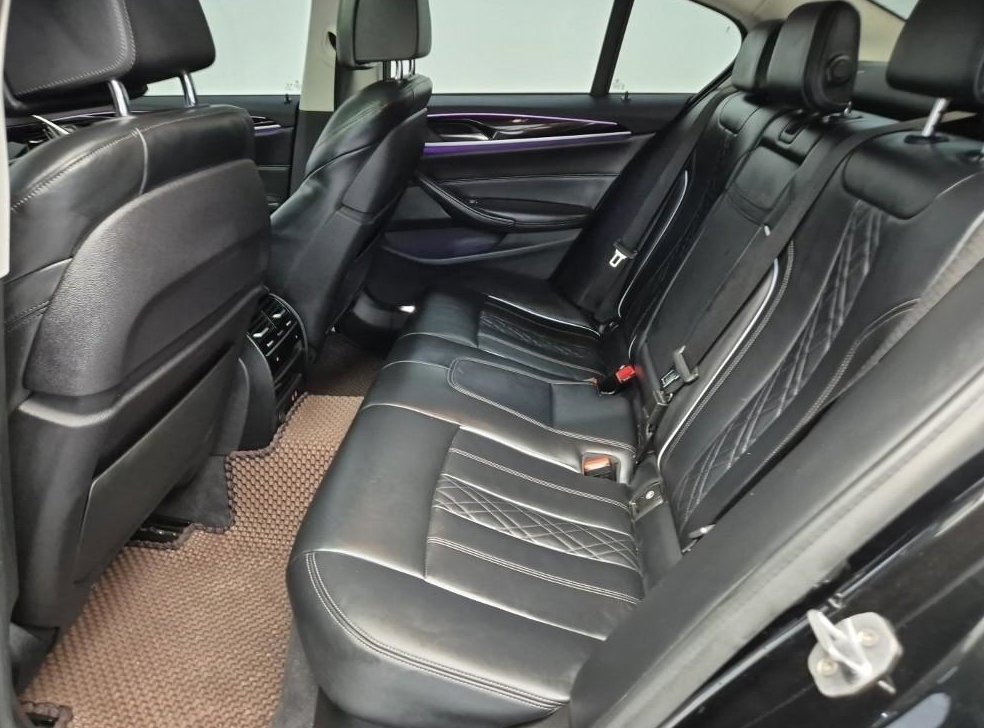 BMW 5시리즈 530i 럭셔리 플러스 사진 15