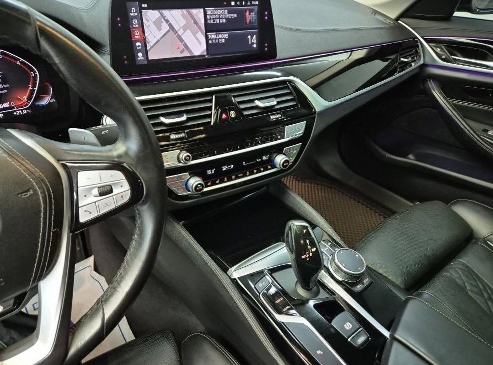 BMW 5시리즈 530i 럭셔리 플러스 사진 16