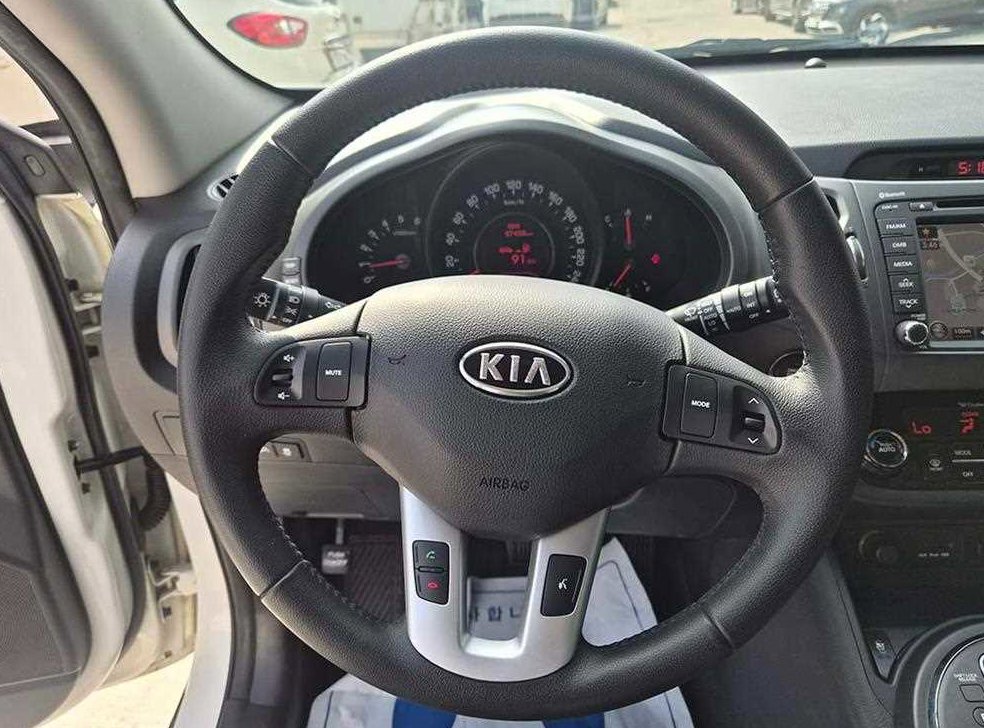 기아 스포티지 2WD LIMITED 사진 8