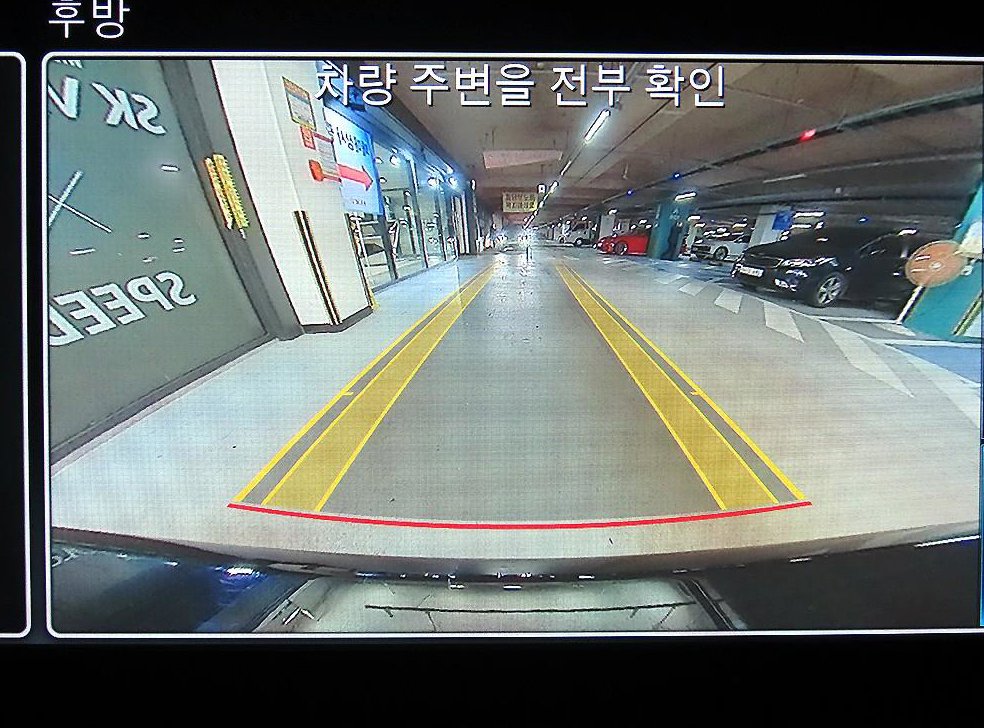 벤츠 E 클래스 E220d 쿠페 사진 16