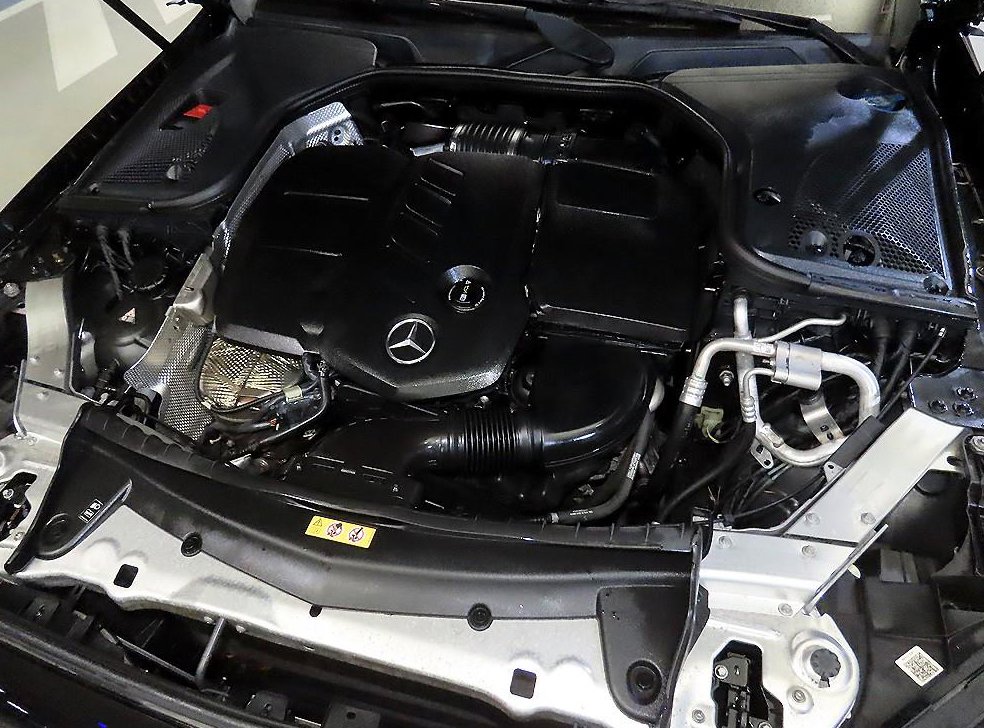 벤츠 E 클래스 E220d 쿠페 사진 19