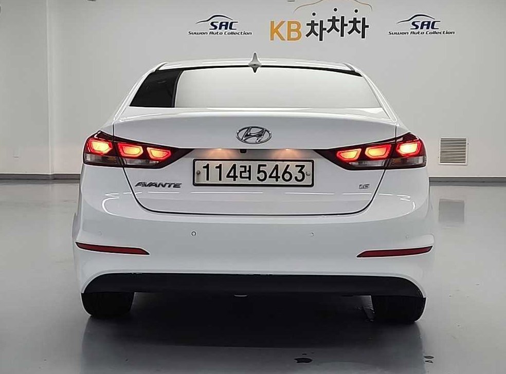 현대 아반떼 1.6 GDI 밸류 플러스 사진 3