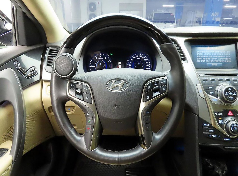 현대 그랜저 LPG HG300 PREMIUM 사진 7