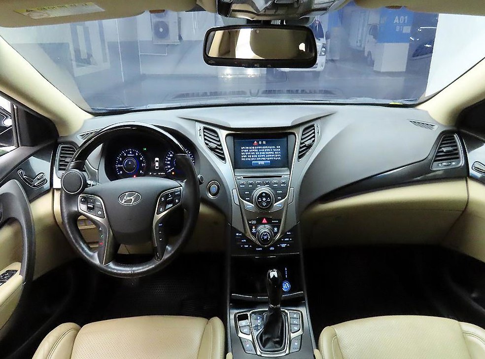 현대 그랜저 LPG HG300 PREMIUM 사진 8