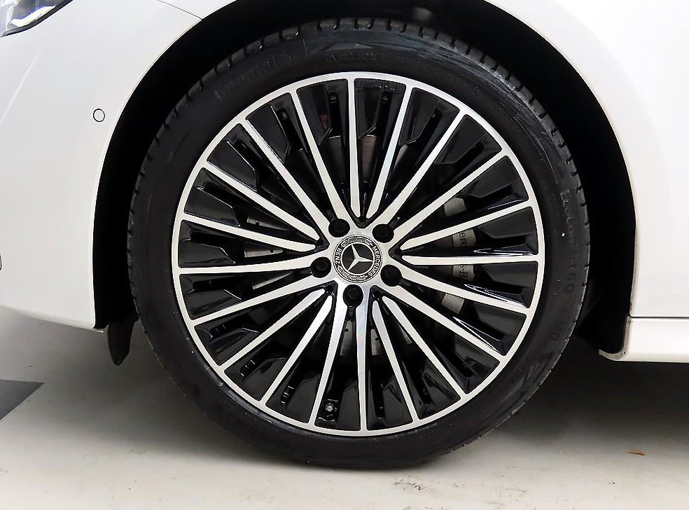 벤츠 E 클래스 E450 4MATIC 사진 20