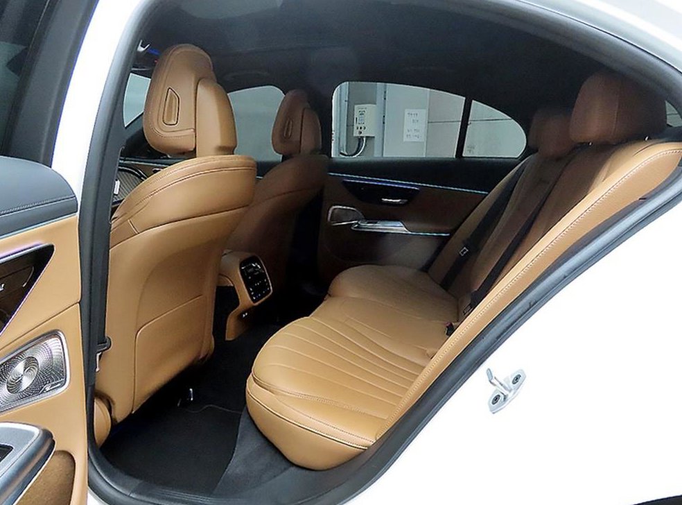 벤츠 E 클래스 E450 4MATIC 사진 6