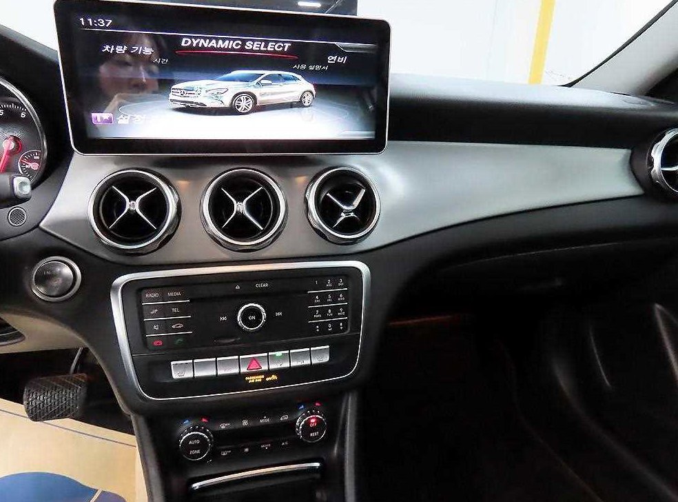벤츠 GLA 클래스 GLA220 사진 13