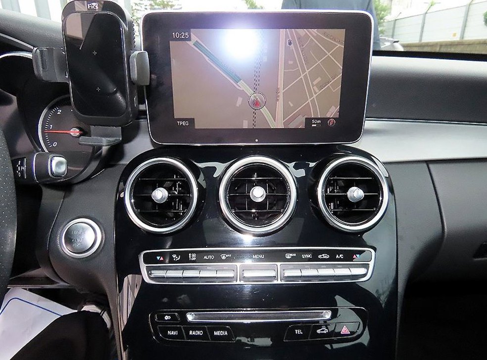 벤츠 C 클래스 C220 d 아방가르드 사진 12