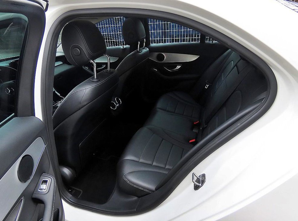 벤츠 C 클래스 C220 d 아방가르드 사진 6