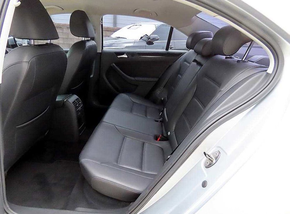 폭스바겐 제타 2.0 TDI 사진 6