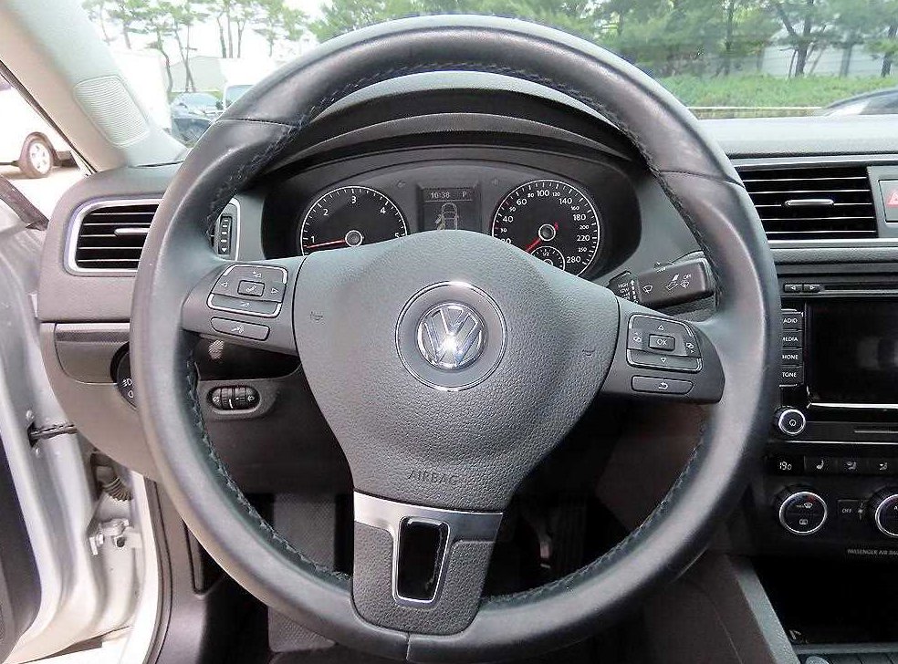 폭스바겐 제타 2.0 TDI 사진 8