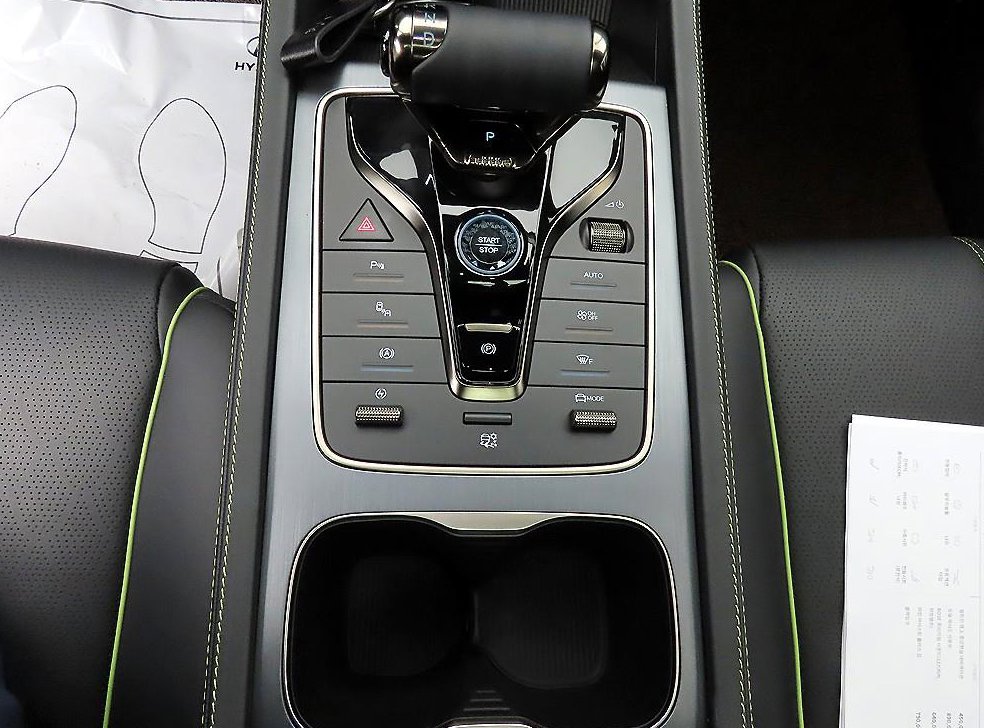 BYD 아토3 플러스 사진 10