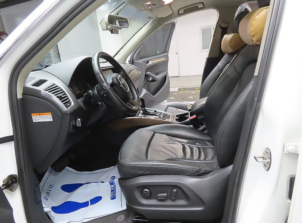 아우디 Q5 2.0 TDI 콰트로 다이나믹 사진 12