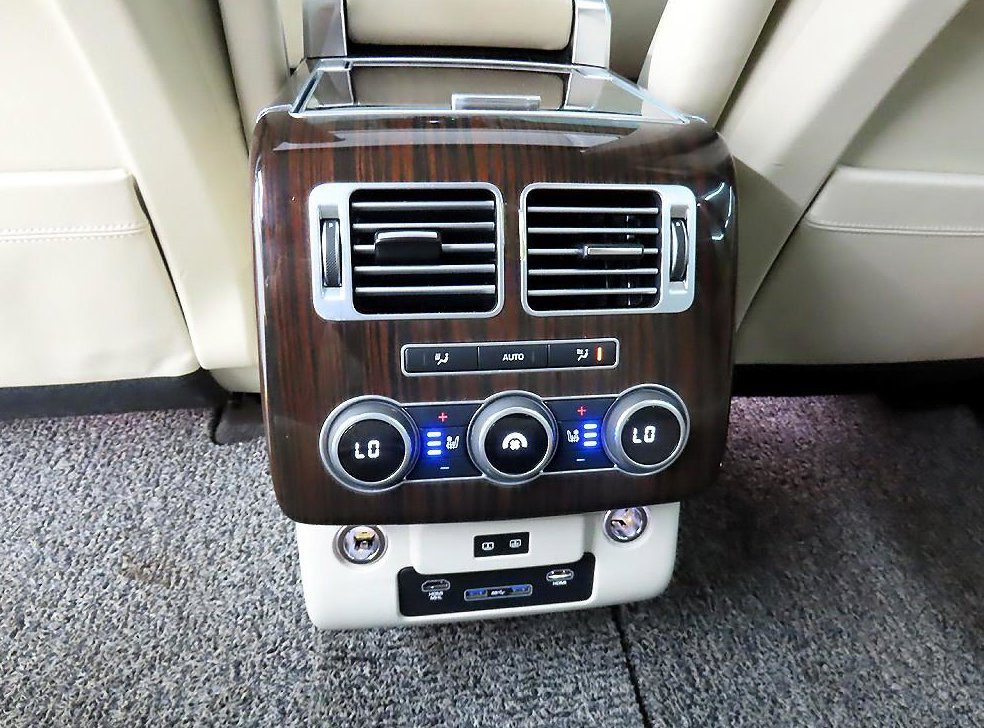 랜드로버 레인지로버 4.4 SDV8 VOGUE SE LWB 디젤 사진 12