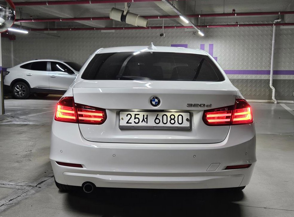 BMW 3시리즈 320d 사진 3