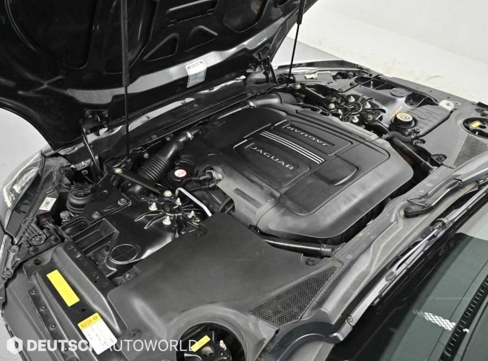 재규어 F-TYPE 3.0 S 쿠페 사진 6