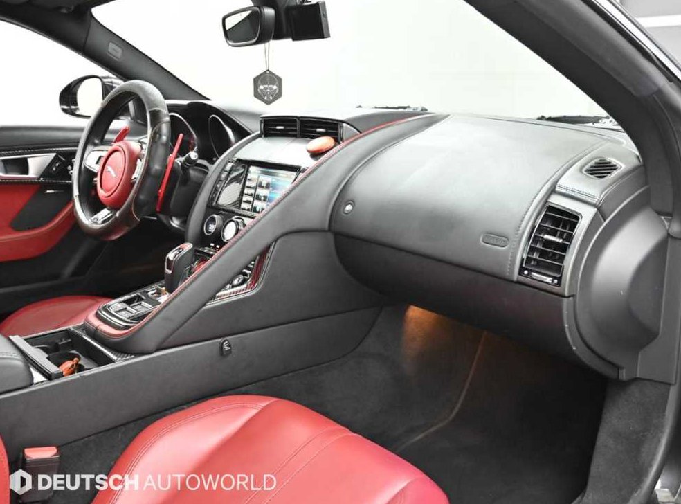 재규어 F-TYPE 3.0 S 쿠페 사진 7