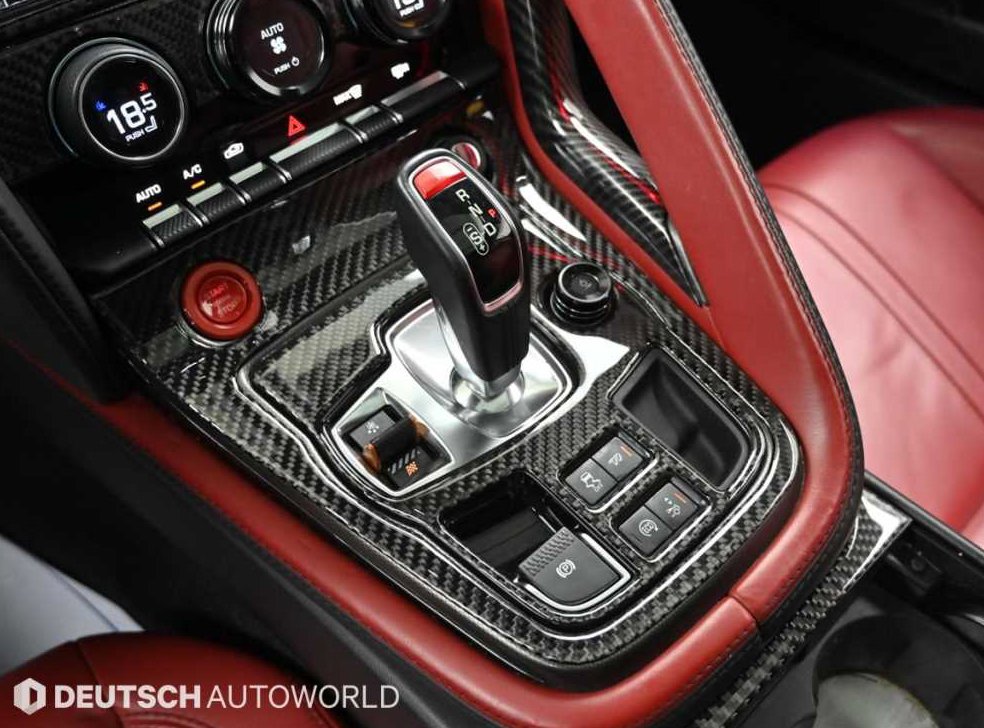 재규어 F-TYPE 3.0 S 쿠페 사진 9