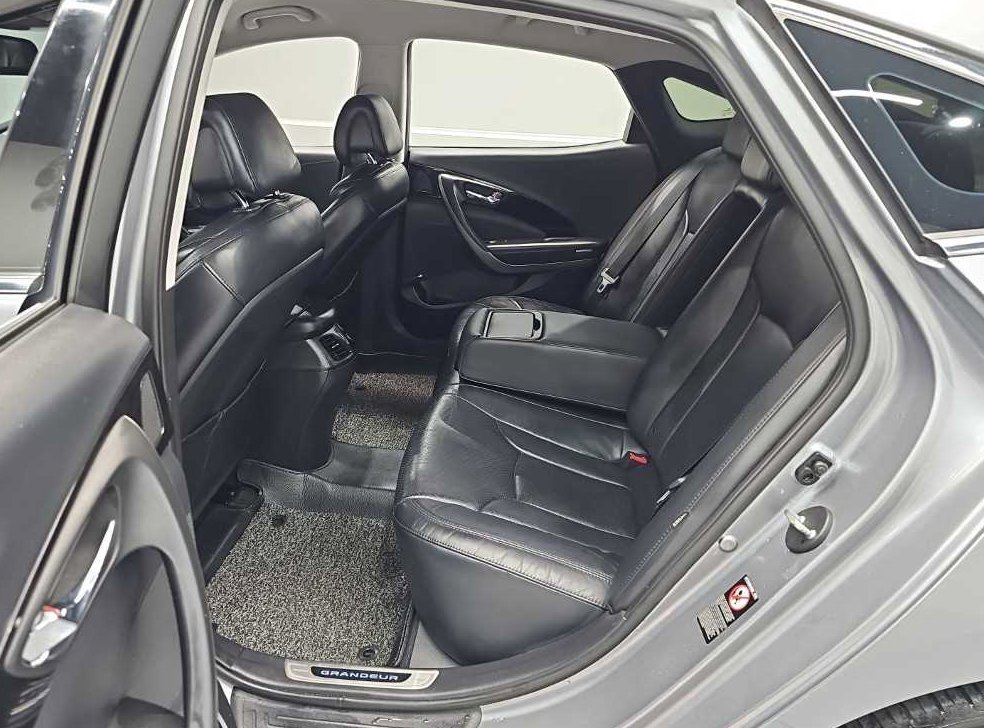 현대 그랜저 HG220 PREMIUM 사진 12
