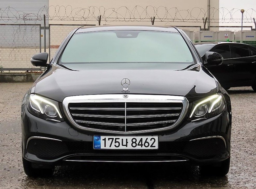 벤츠 E 클래스 E300 익스클루시브