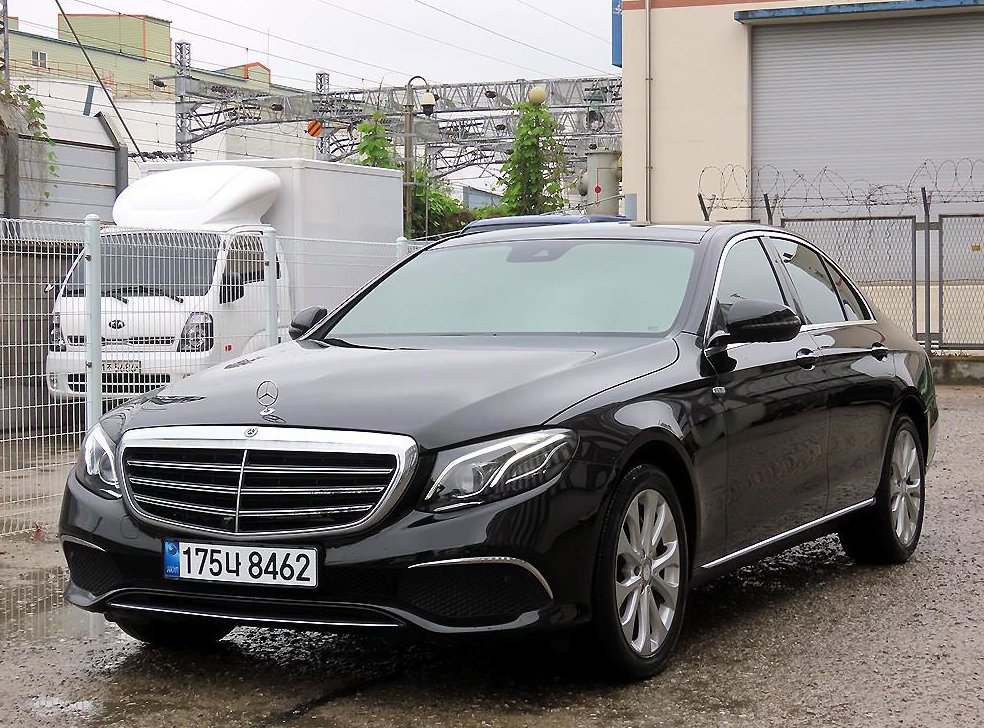 벤츠 E 클래스 E300 익스클루시브 사진 2