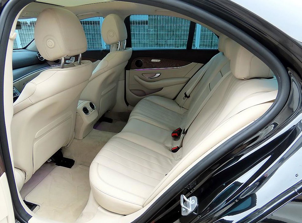 벤츠 E 클래스 E300 익스클루시브 사진 6
