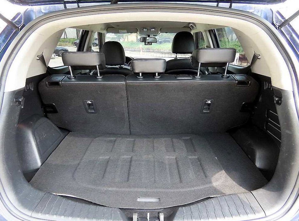 KG모빌리티(쌍용)  티볼리 가솔린 2WD 1.6 LX 사진 17