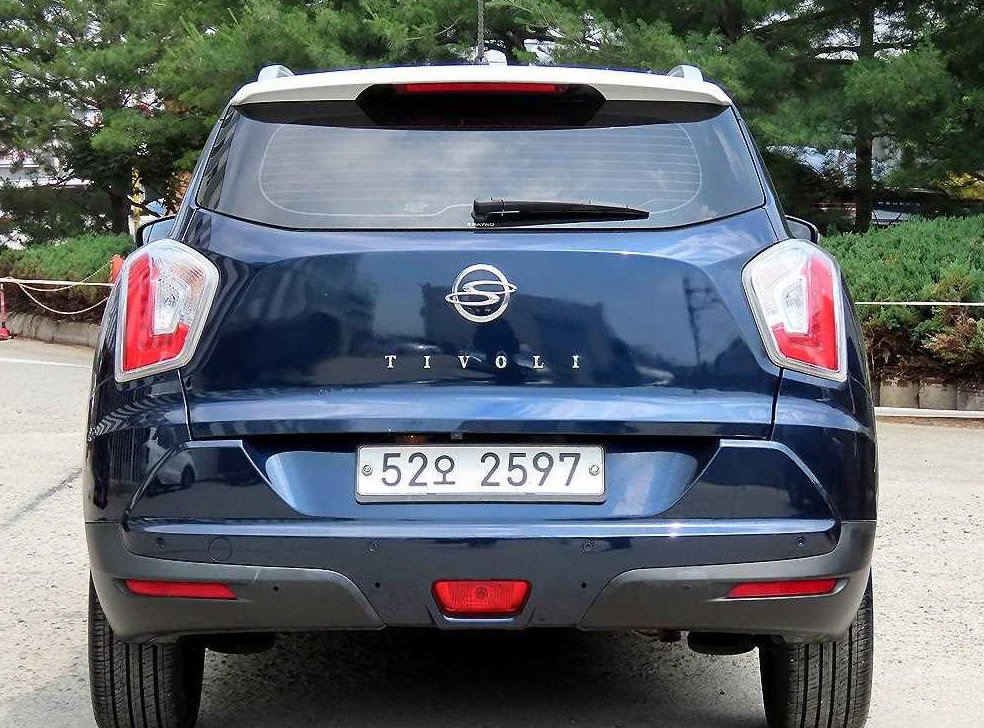 KG모빌리티(쌍용)  티볼리 가솔린 2WD 1.6 LX 사진 4