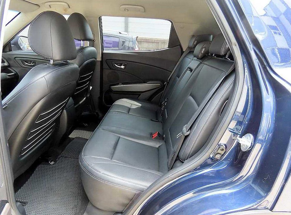 KG모빌리티(쌍용)  티볼리 가솔린 2WD 1.6 LX 사진 6