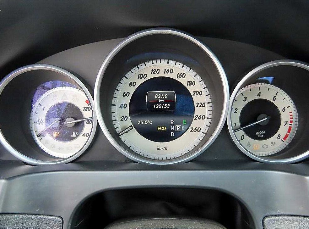 벤츠 E 클래스 E200 쿠페 사진 9