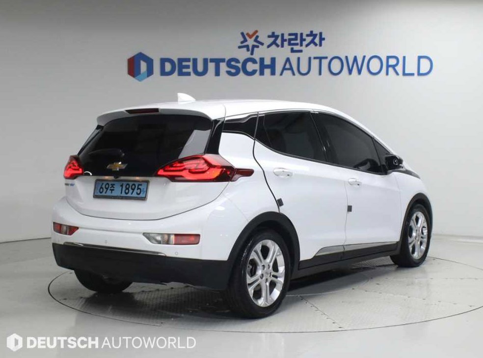 쉐보레 볼트 EV LT 디럭스 사진 2