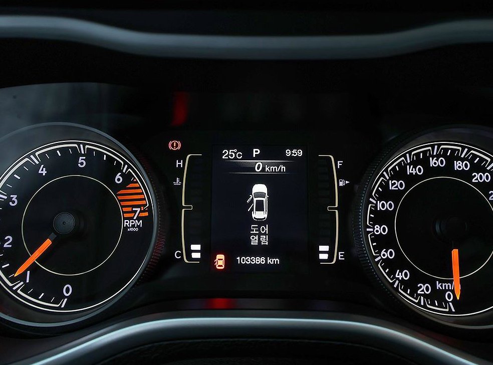 지프 체로키 2.4 론지튜드 AWD 사진 6