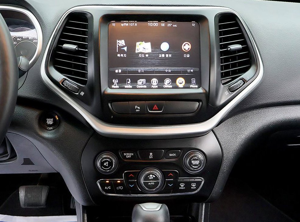 지프 체로키 2.4 론지튜드 AWD 사진 9
