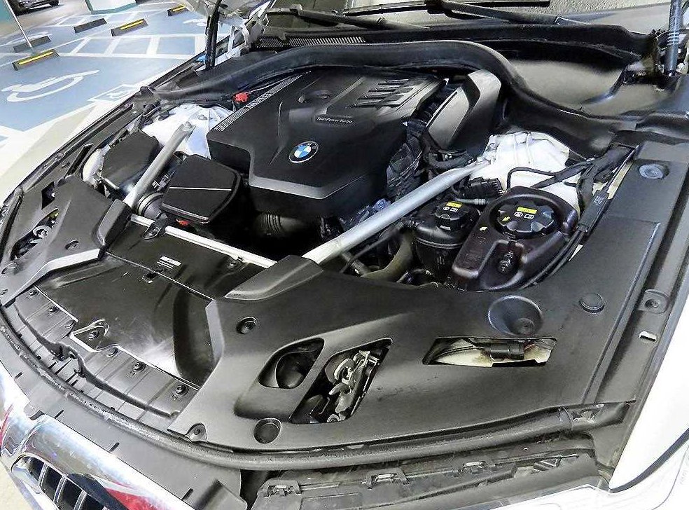 BMW 5시리즈 530i 럭셔리 사진 19