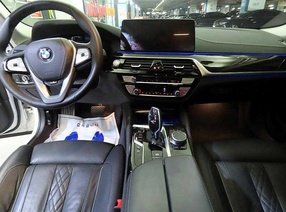 BMW 5시리즈 523d 럭셔리 사진 10