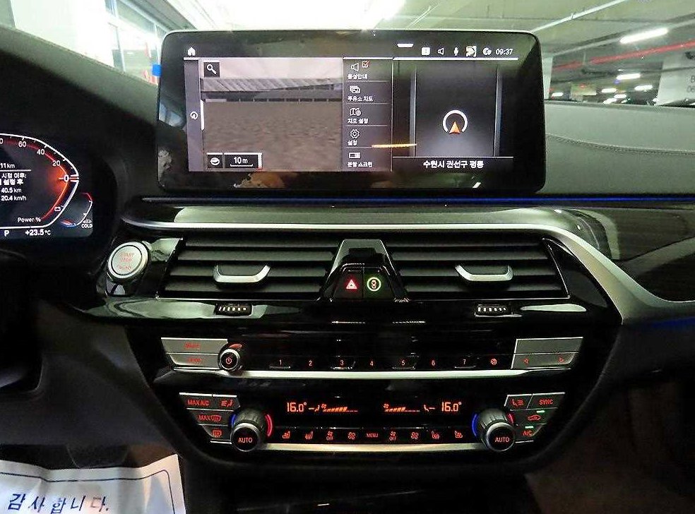 BMW 5시리즈 523d 럭셔리 사진 11