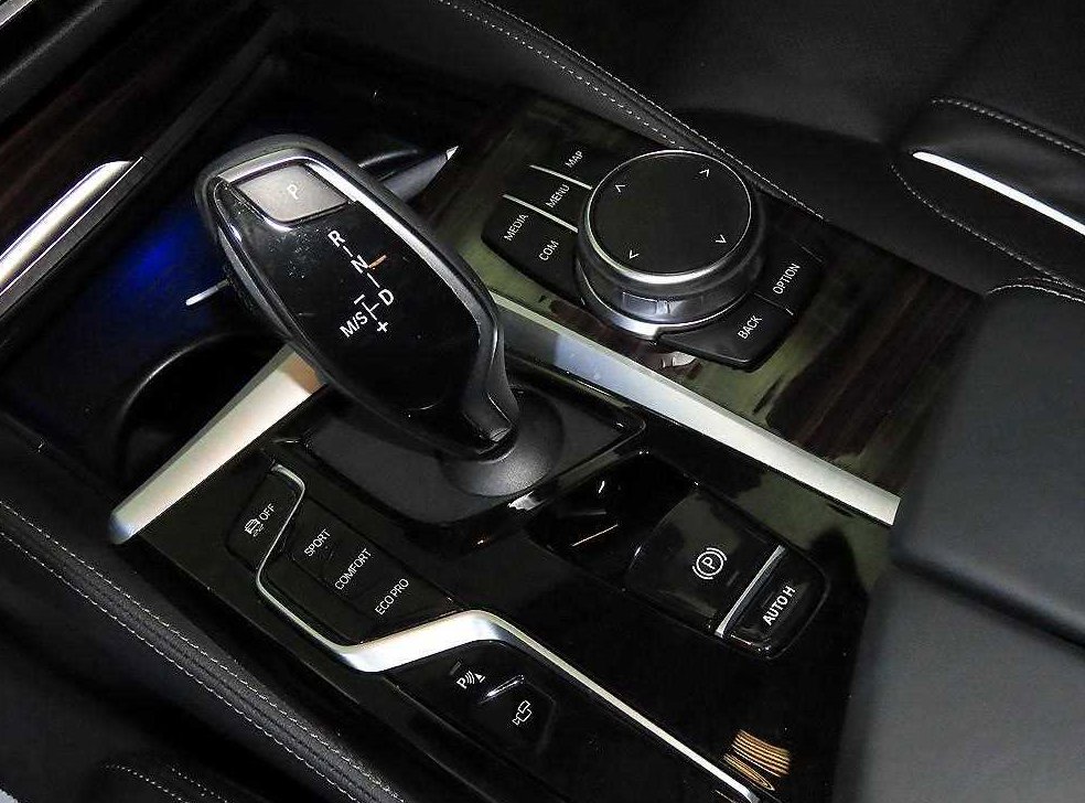 BMW 5시리즈 523d 럭셔리 사진 12
