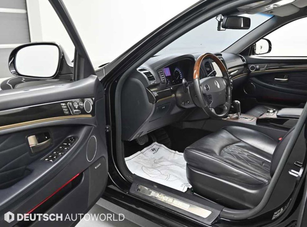 KG모빌리티(쌍용)  체어맨 가솔린 4WD CW700 4TRONIC 사진 11