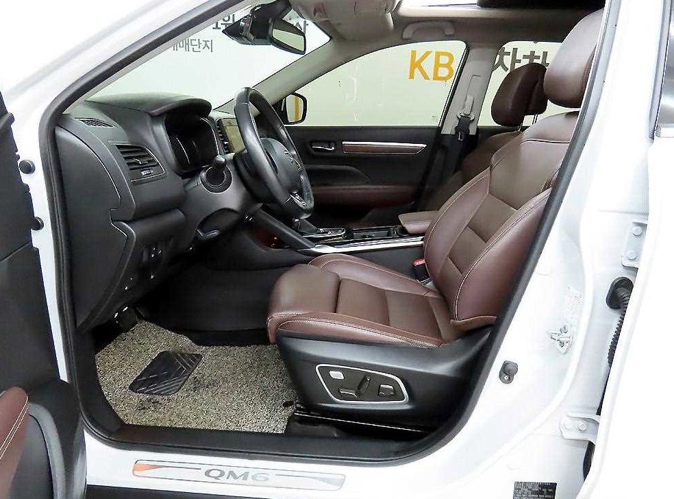 르노코리아(삼성) QM6 가솔린 2.0 GDe RE 시그니처 2WD 사진 5