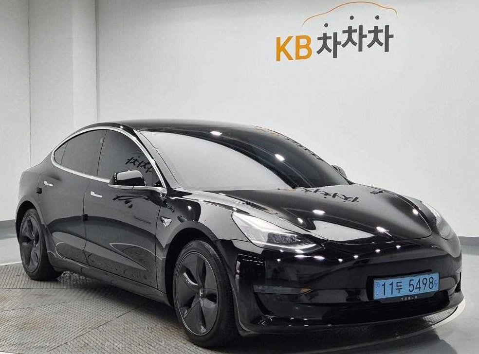 테슬라 모델 3 롱 레인지 사진 4