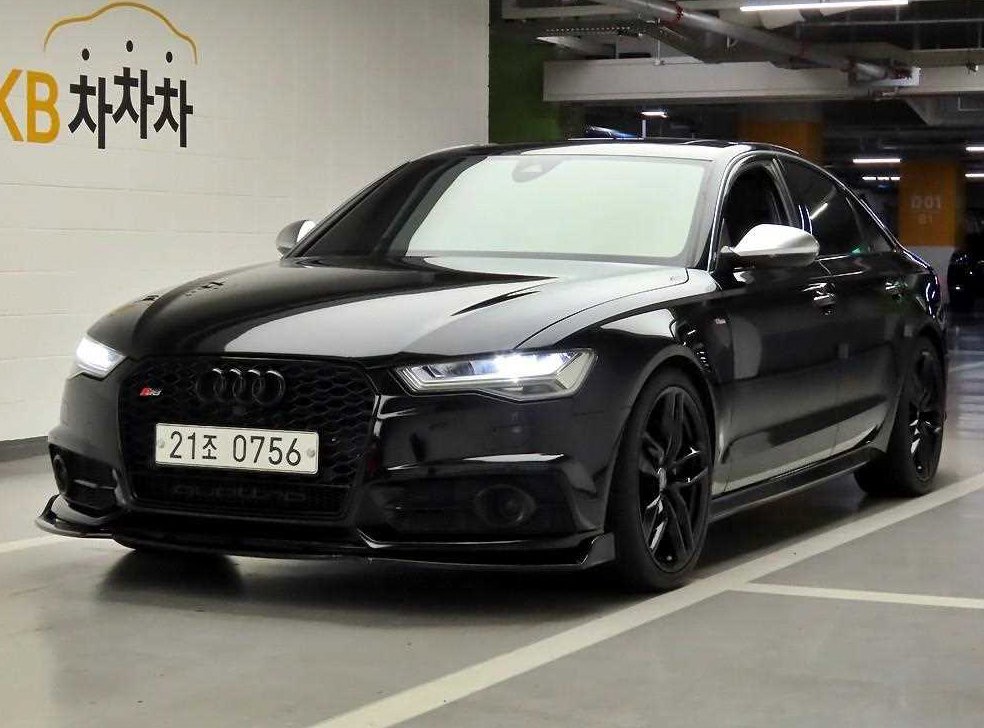 아우디 A6 50 TFSI 콰트로 사진 2