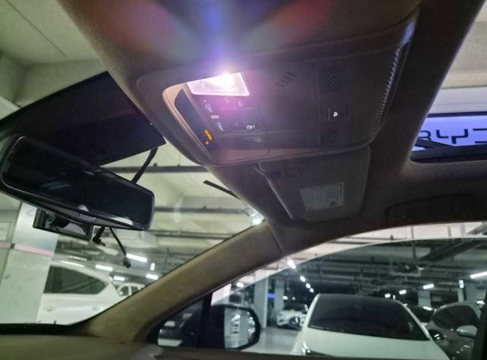 캐딜락 XT5 3.6 플래티넘 AWD 사진 10